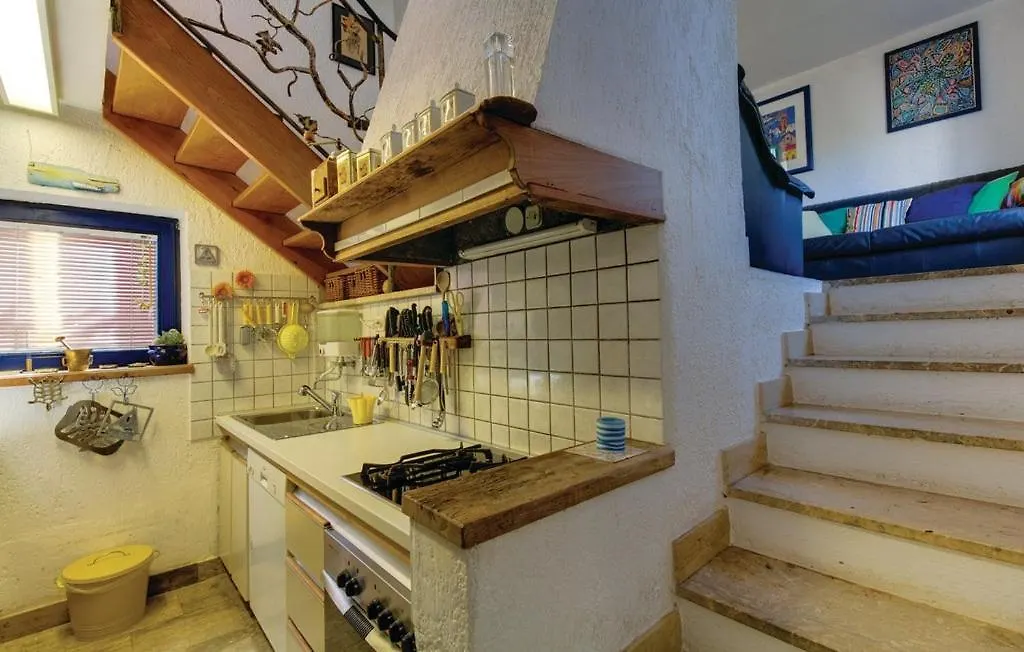 Holiday Home In Mali Losinj With Pool, Whirpool, Terrace, Air Conditioning, Wi-Fi, Washing Machine 4780-1 克罗地亚