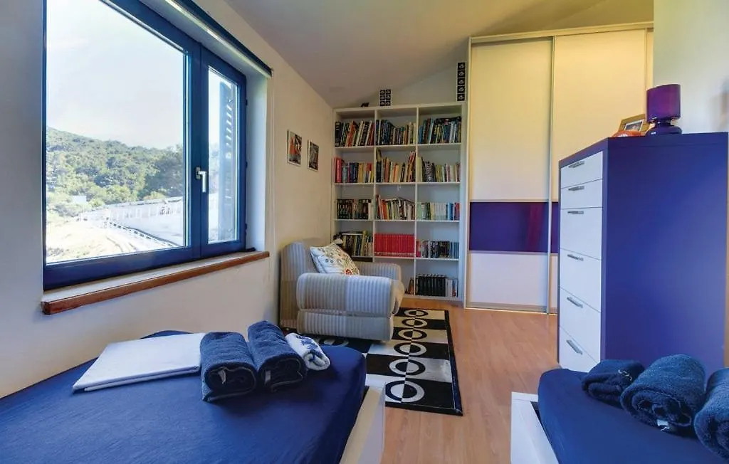 Holiday Home In Mali Losinj With Pool, Whirpool, Terrace, Air Conditioning, Wi-Fi, Washing Machine 4780-1 克罗地亚